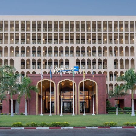 Radisson Blu Hotel Нджамена Экстерьер фото
