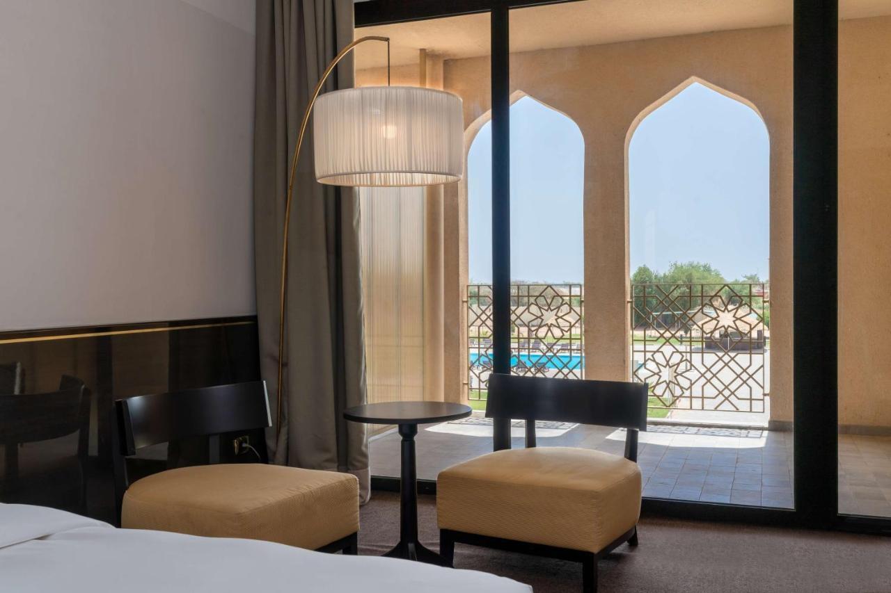 Radisson Blu Hotel Нджамена Экстерьер фото