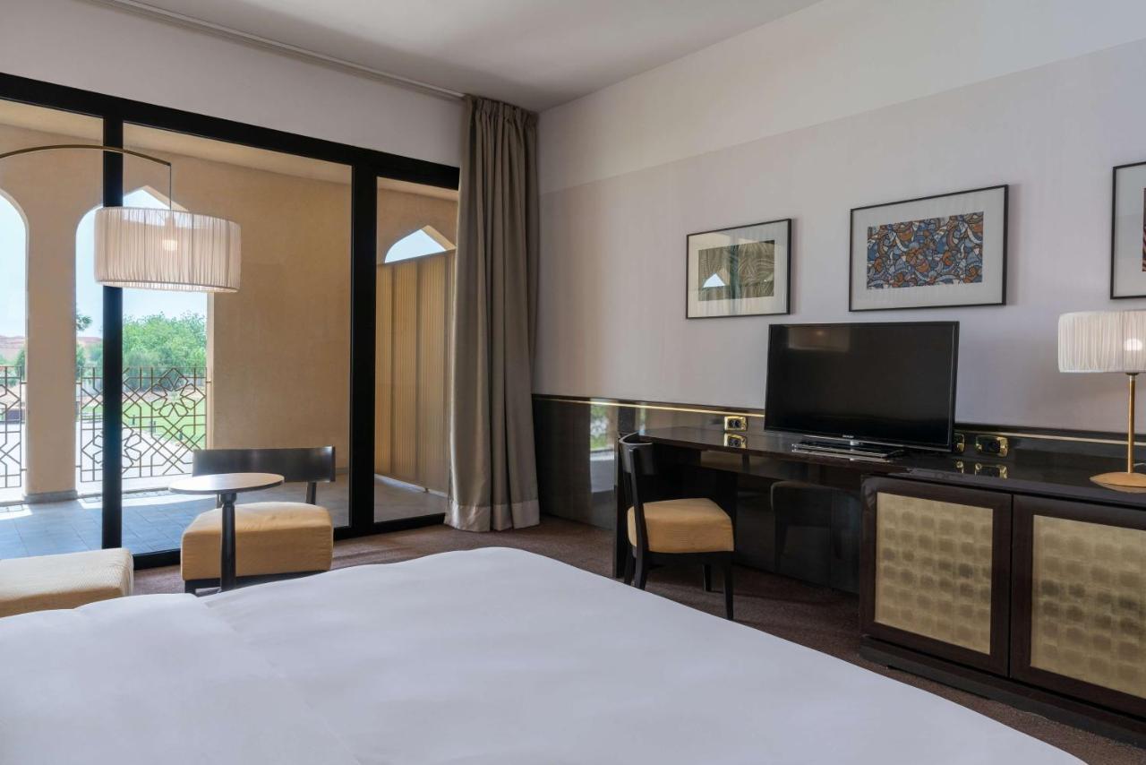 Radisson Blu Hotel Нджамена Экстерьер фото