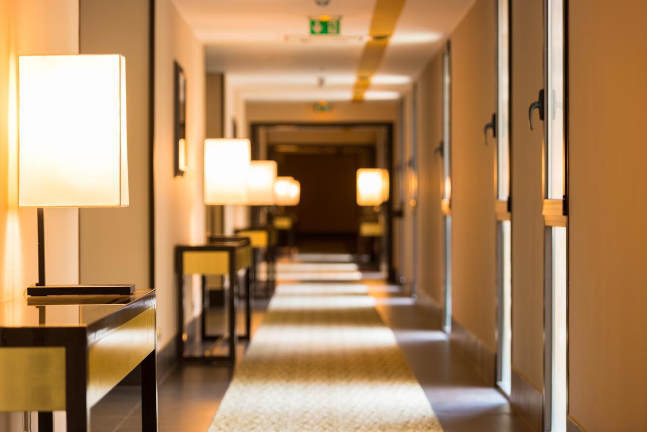 Radisson Blu Hotel Нджамена Экстерьер фото